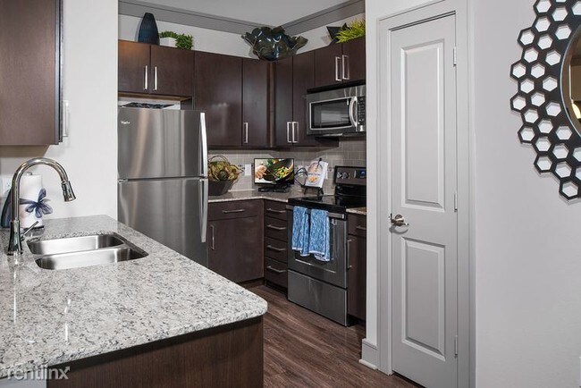 Building Photo - 1 br, 1 bath  - 23230 Red River Dr