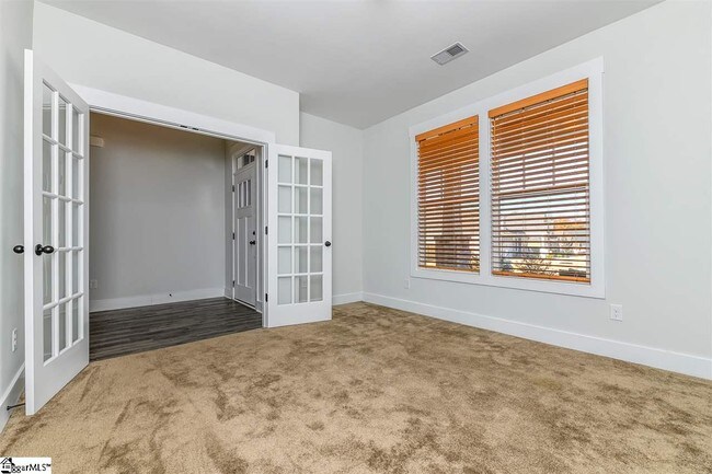 Foto del edificio - 6 Mares Head Pl