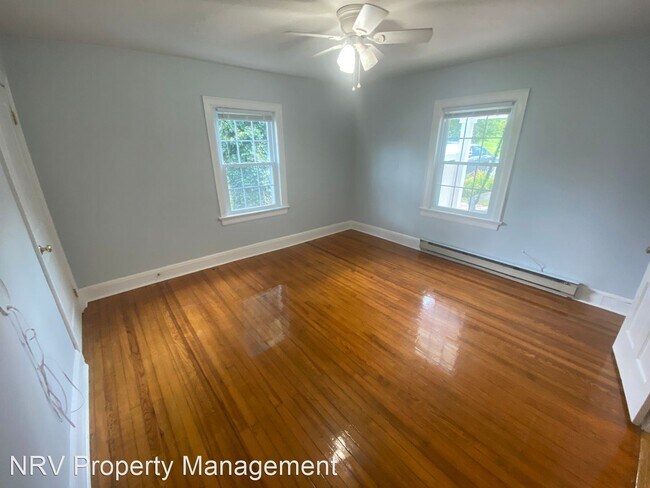 Foto del edificio - 4 br, 2 bath House - 317 Graves Avenue