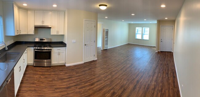 Foto del edificio - 3101 Middlefield Rd