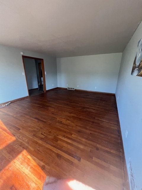 Living Room - 1129 W Carson St