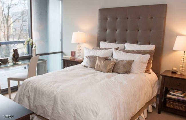 Foto del edificio - 869 W Blackhawk St