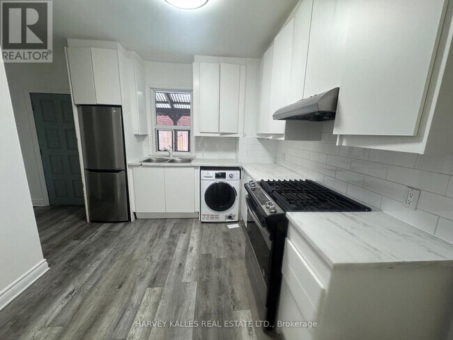 Photo du bâtiment - 1309 Dupont St