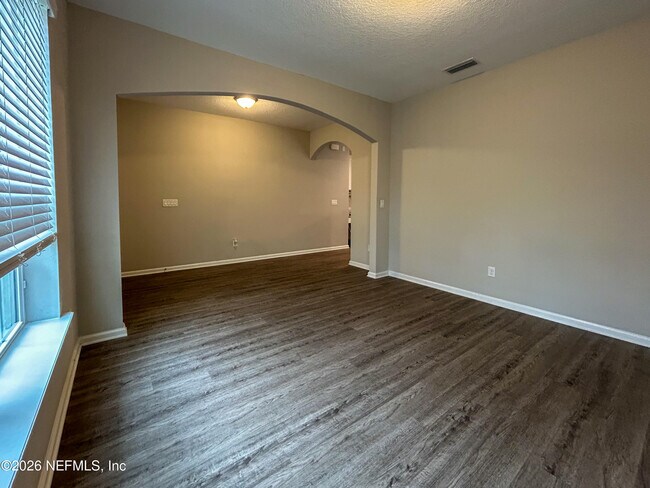 Building Photo - 2734 Copperwood Ave