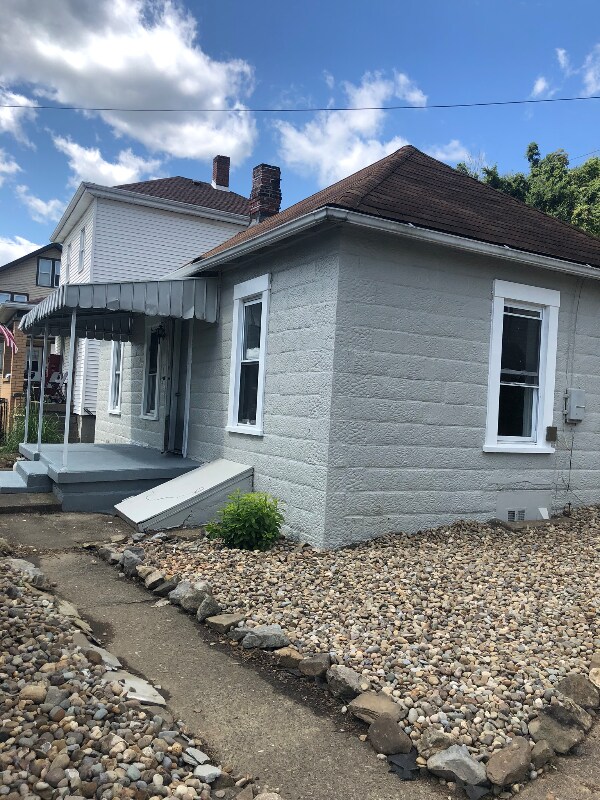 202 Heiland Ave, Yorkville, OH 43971 House Rental in Yorkville, OH