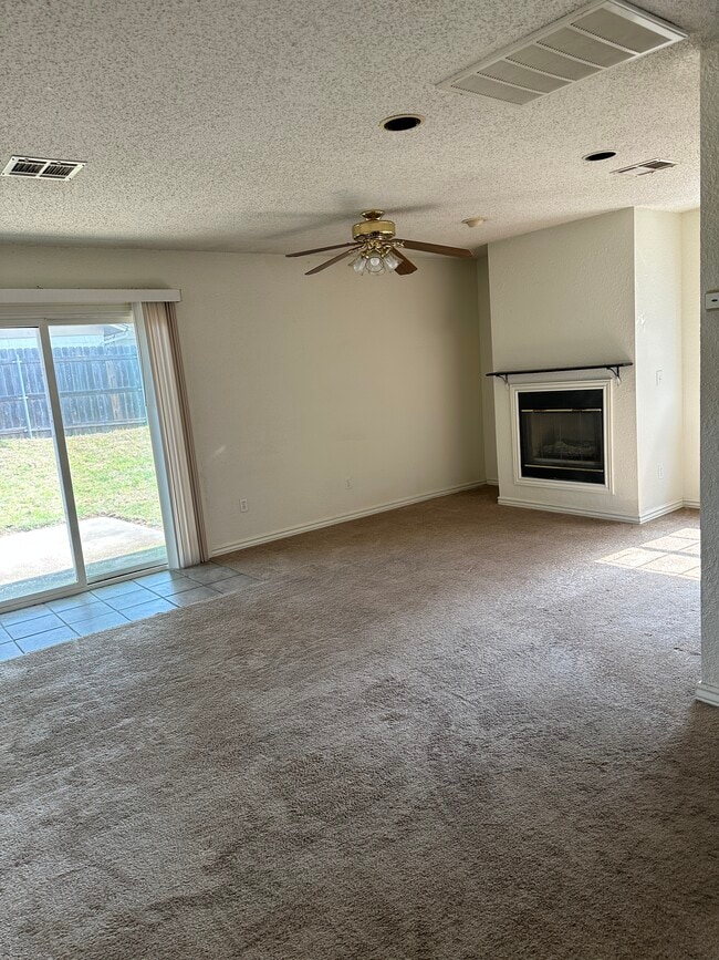 Building Photo - 4101 Potomac Dr