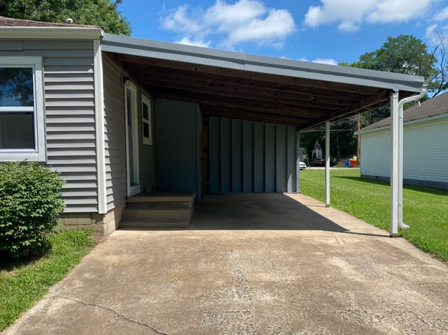 Foto del edificio - Welcome Home! 2 Bedroom 1 Bathroom House w...