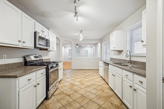 Foto del edificio - 21907 Willow Downs Dr