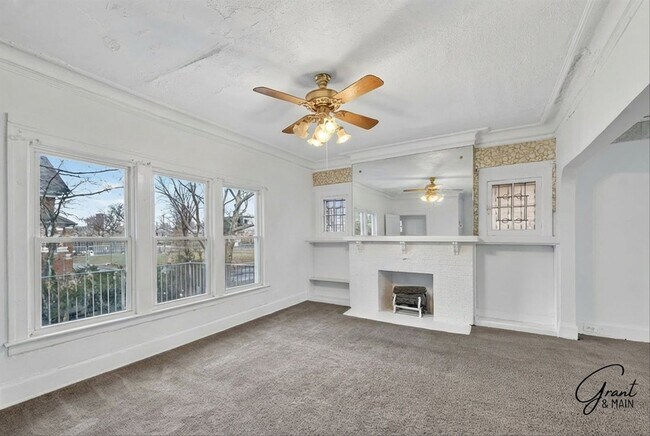 Foto del edificio - 2685 Clairmount Ave