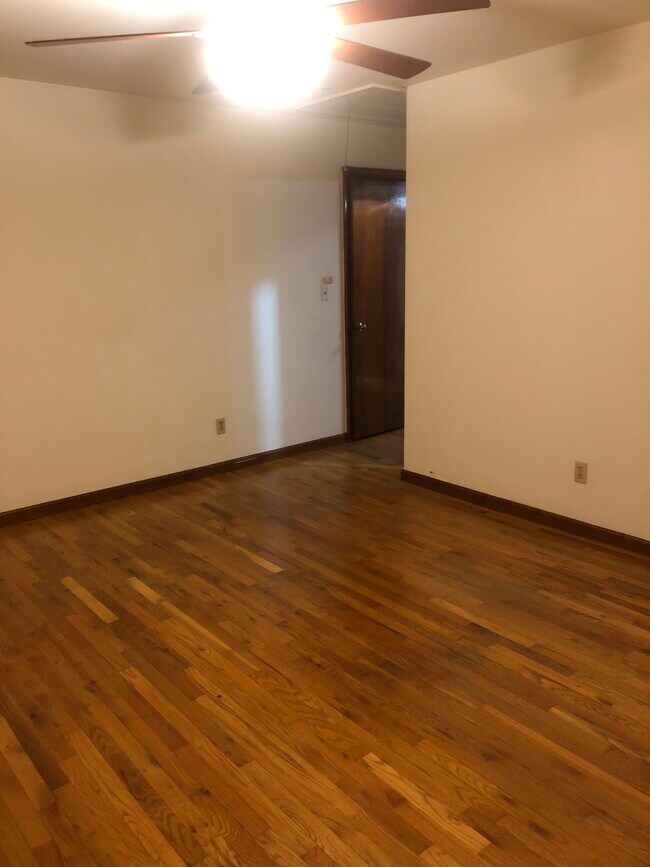 Foto del edificio - 114 Lawton St