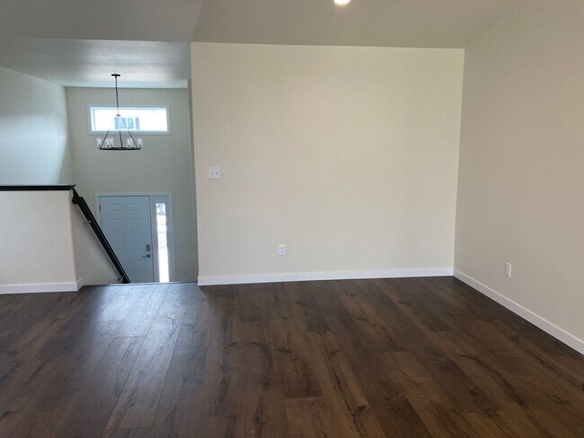 Building Photo - New 4 Bedroom/3 Bathroom House - Rent With...