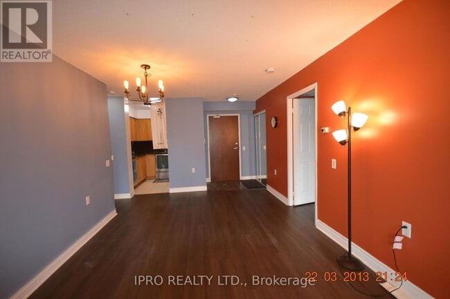 Building Photo - 35-1735 Finch Ave E