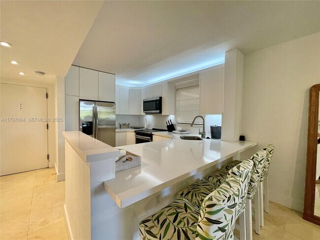 Foto del edificio - 55 Ocean Ln Dr