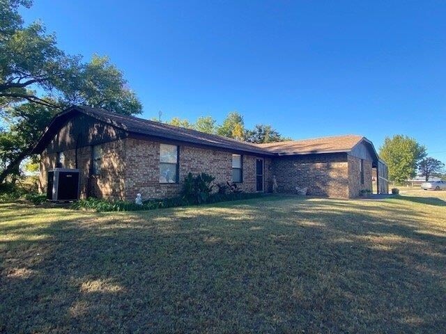 Primary Photo - 6105 SE Bishop Rd