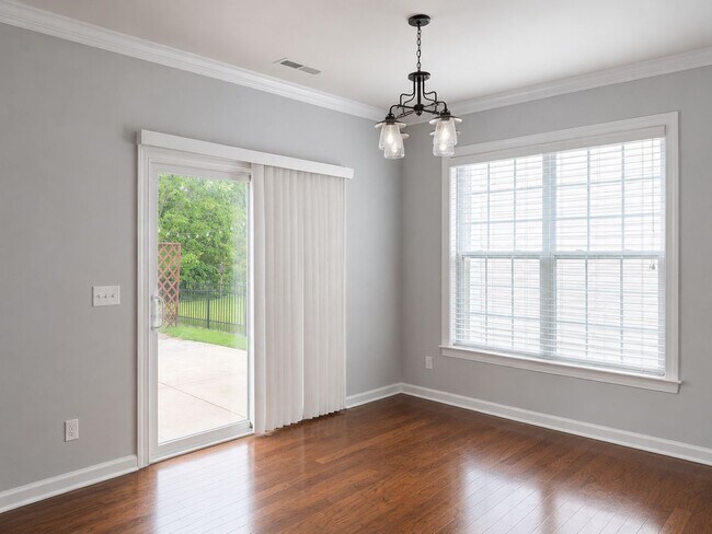 Foto del edificio - 1261 Tranquility Point Ave NW