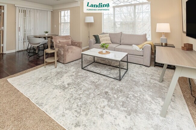 Foto del edificio - 412 Woods Lake Rd