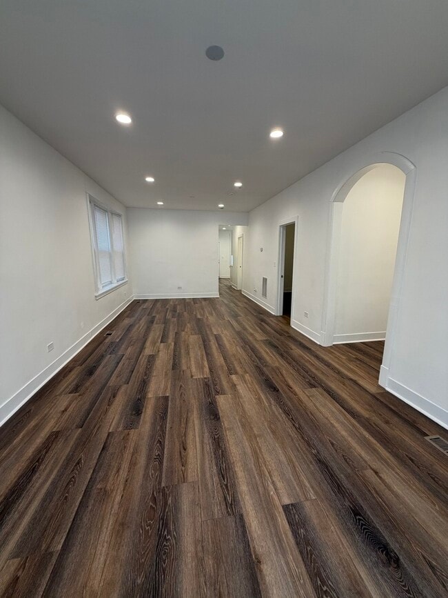 Foto del edificio - 1922 S Harvey Ave