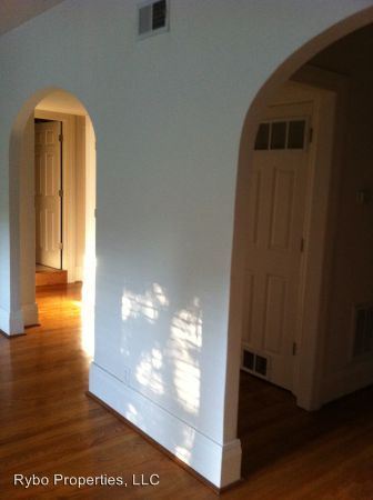 Foto del edificio - 630 Westwood Dr