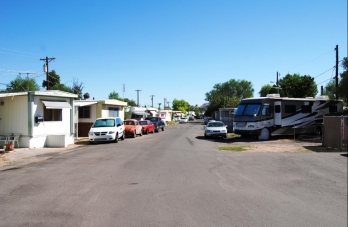 Foto del edificio - Larada Mobile Home Park