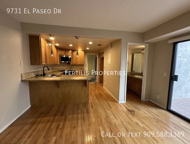 Building Photo - 9731 El Paseo Dr