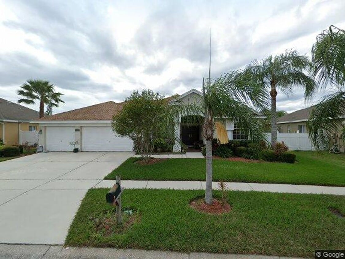 Primary Photo - Newly remodeled 3146sf with 4 bedroom and ...
