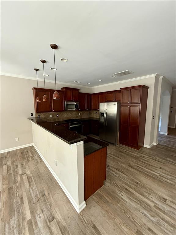 Building Photo - 3827 Manor View