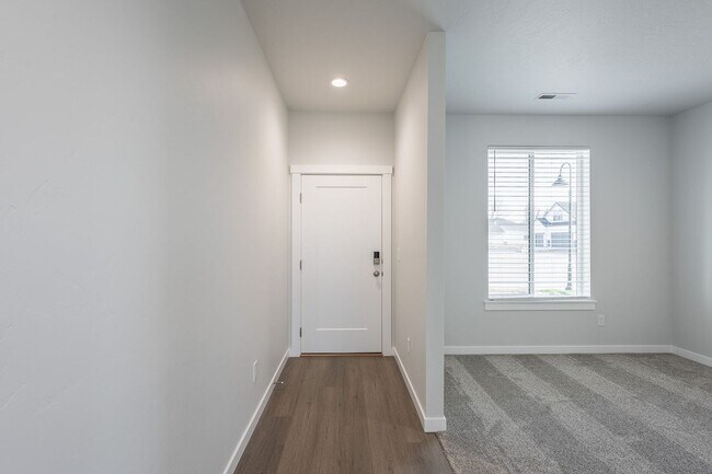 Foto del edificio - Brand New 4 Bed 2.5 Bath House in Star