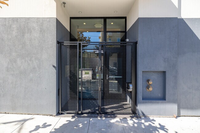 Entrance - 3420 18th St