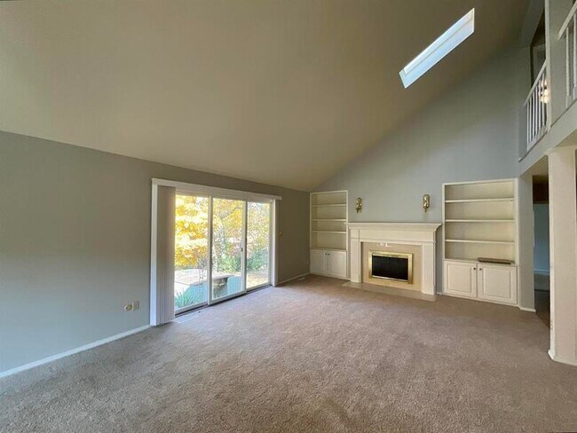 Foto del edificio - 23 Brandonwood Dr