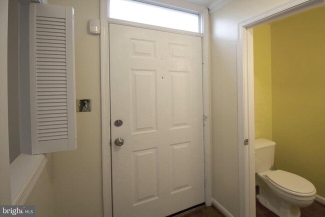 Foto del edificio - 5339 Buxton Ct