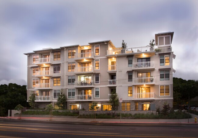Foto del edificio - 11210 Sardis Ave