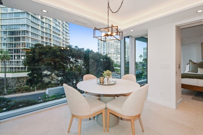 Foto del edificio - Long Term, Furnished Rental available at Coronado Shores!