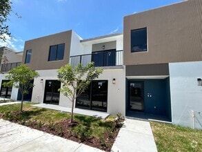 Building Photo - 14569 SW 262nd St