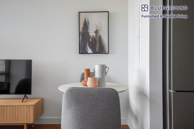 Foto del edificio - 435 W 31st St