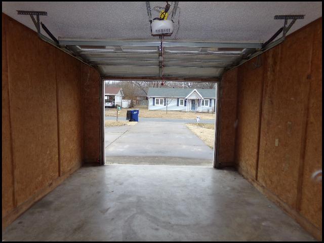 Building Photo - 21 Matthews Ln