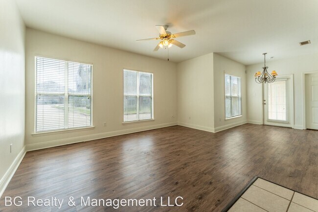 Building Photo - 2 br, 2 bath House - 5159 Etta Drive Apt 5-D