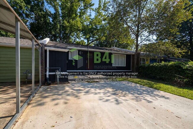 Building Photo - 716 Dunaire Way