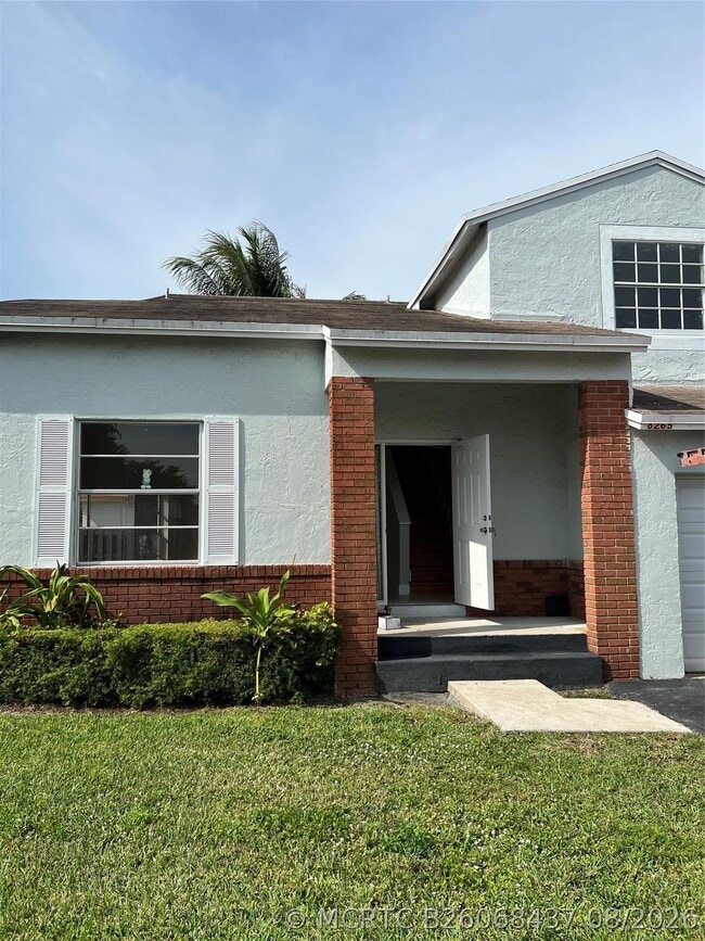 Building Photo - 8265 NW 192nd Terrace