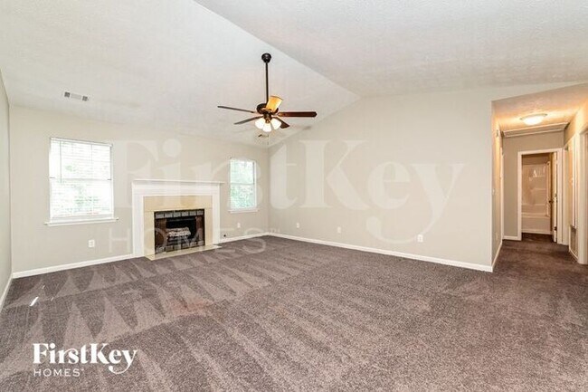 Foto del edificio - 130 Dunwick Ln
