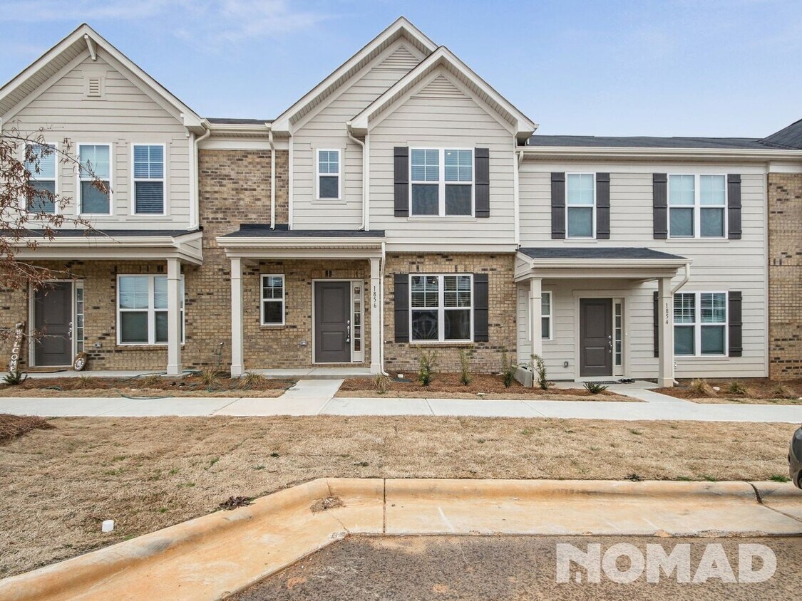 3 Bedroom Townhome in Concord Townhome Rentals in Concord NC