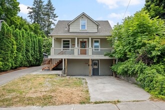 Building Photo - 1022 E 12th Ave