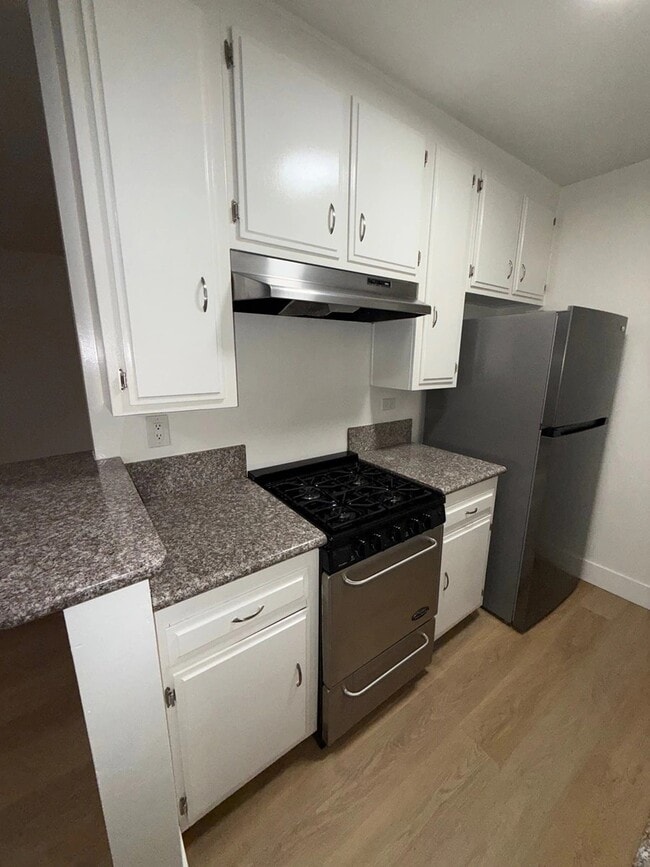 Foto del edificio - 10776 Rose Ave