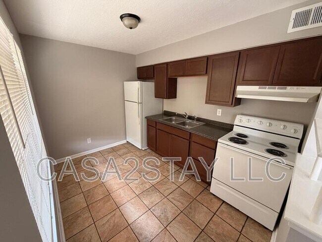Foto del edificio - 5106 Malibu Ct