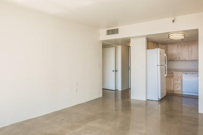 Building Photo - Herbert Residential