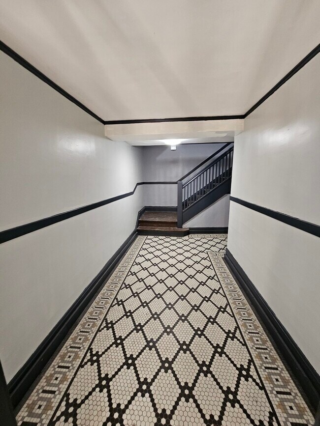 Foto del edificio - 8126 S Drexel Ave