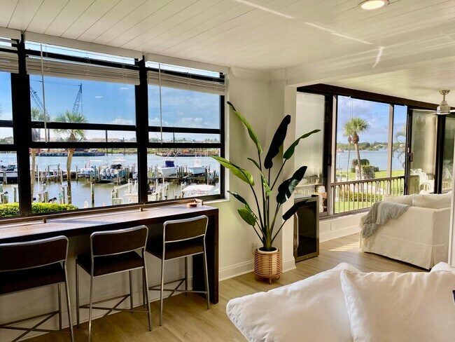 Foto del edificio - 1648 Jupiter Cove Dr