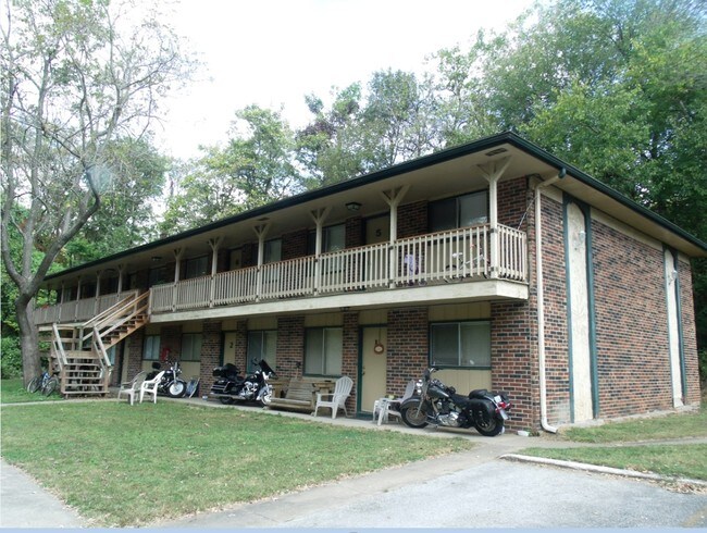 Electric Springs Apartments Warrensburg Mo Building Photo Electric Springs Apartments