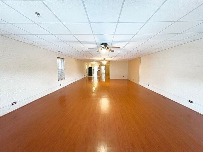 Building Photo - 108 N Water Ave