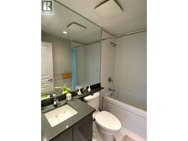 Photo du bâtiment - 9388 Tomicki Ave