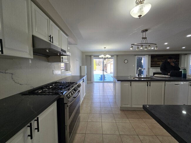 Photo du bâtiment - 1468 Coldstream Dr